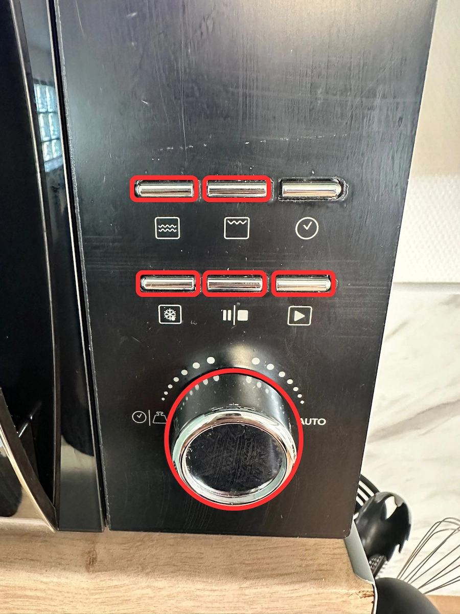 Commandes du micro-ondes / four